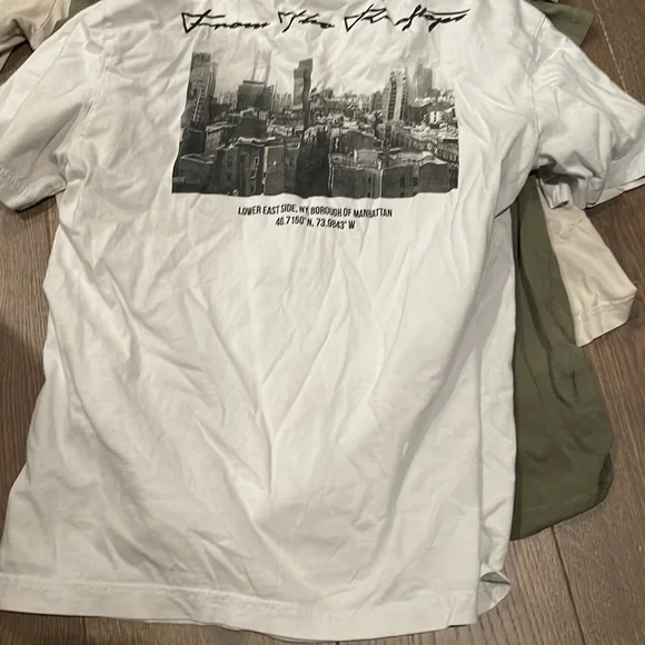 8 shirts from a variety of brands, sizes rang from small to medium, - Picture 10 of 13